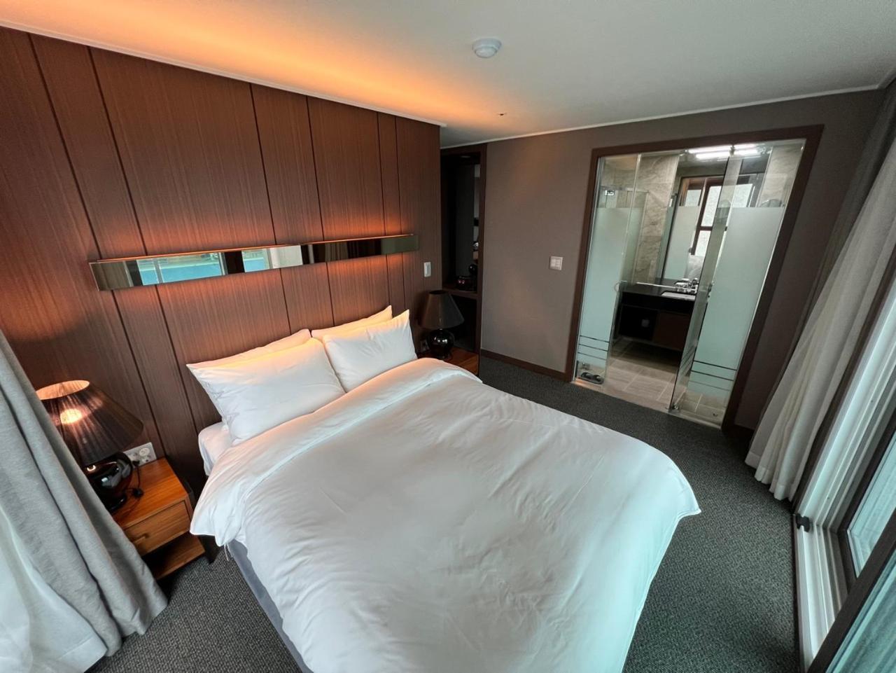 Raonstay in Perla Hotel Jinju Buitenkant foto