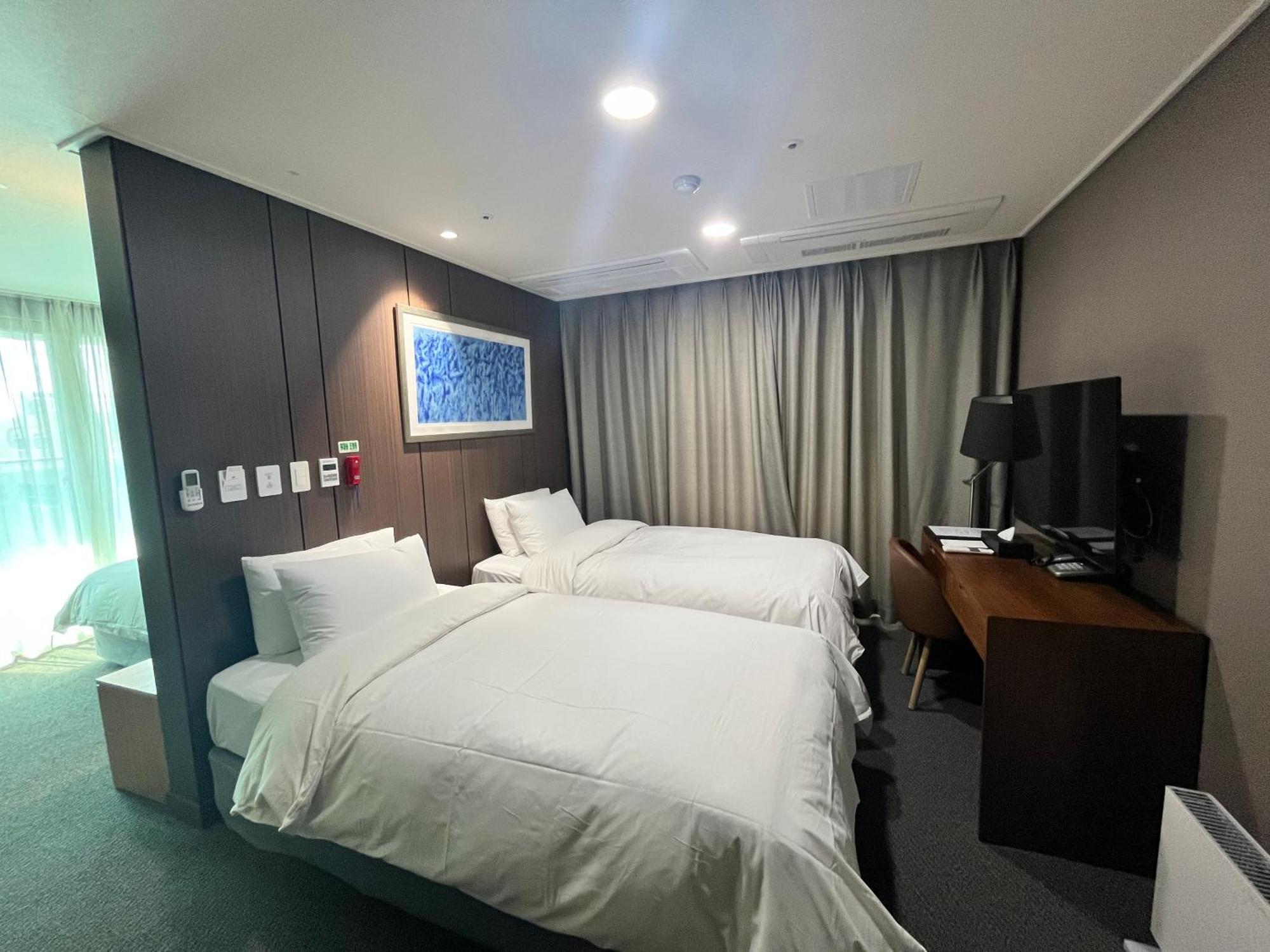 Raonstay in Perla Hotel Jinju Buitenkant foto