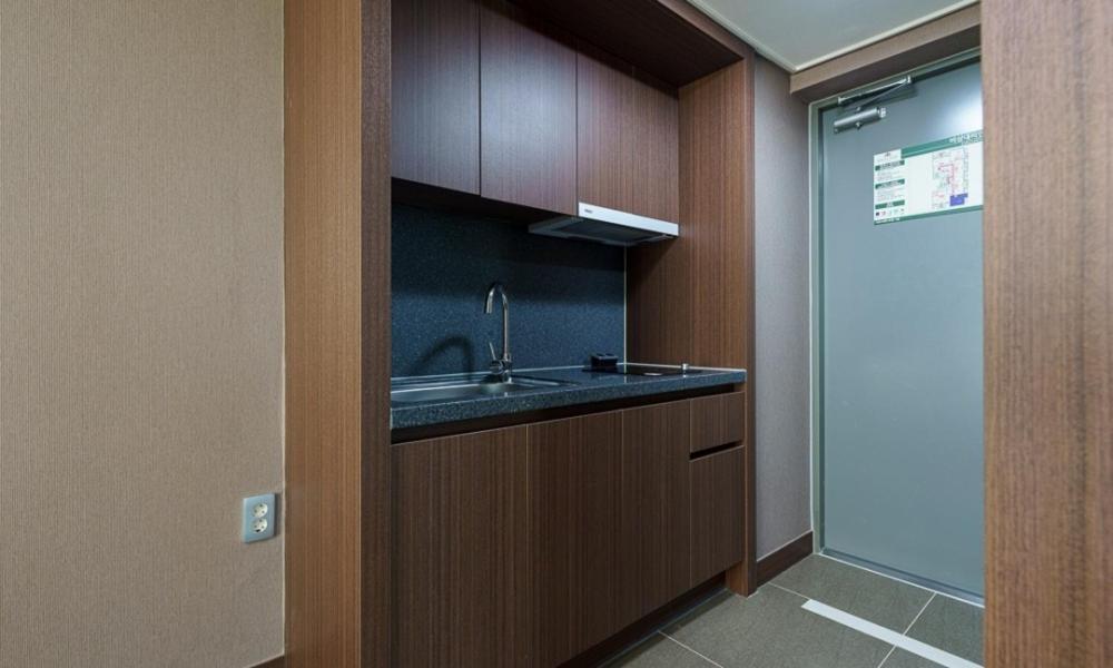 Raonstay in Perla Hotel Jinju Buitenkant foto